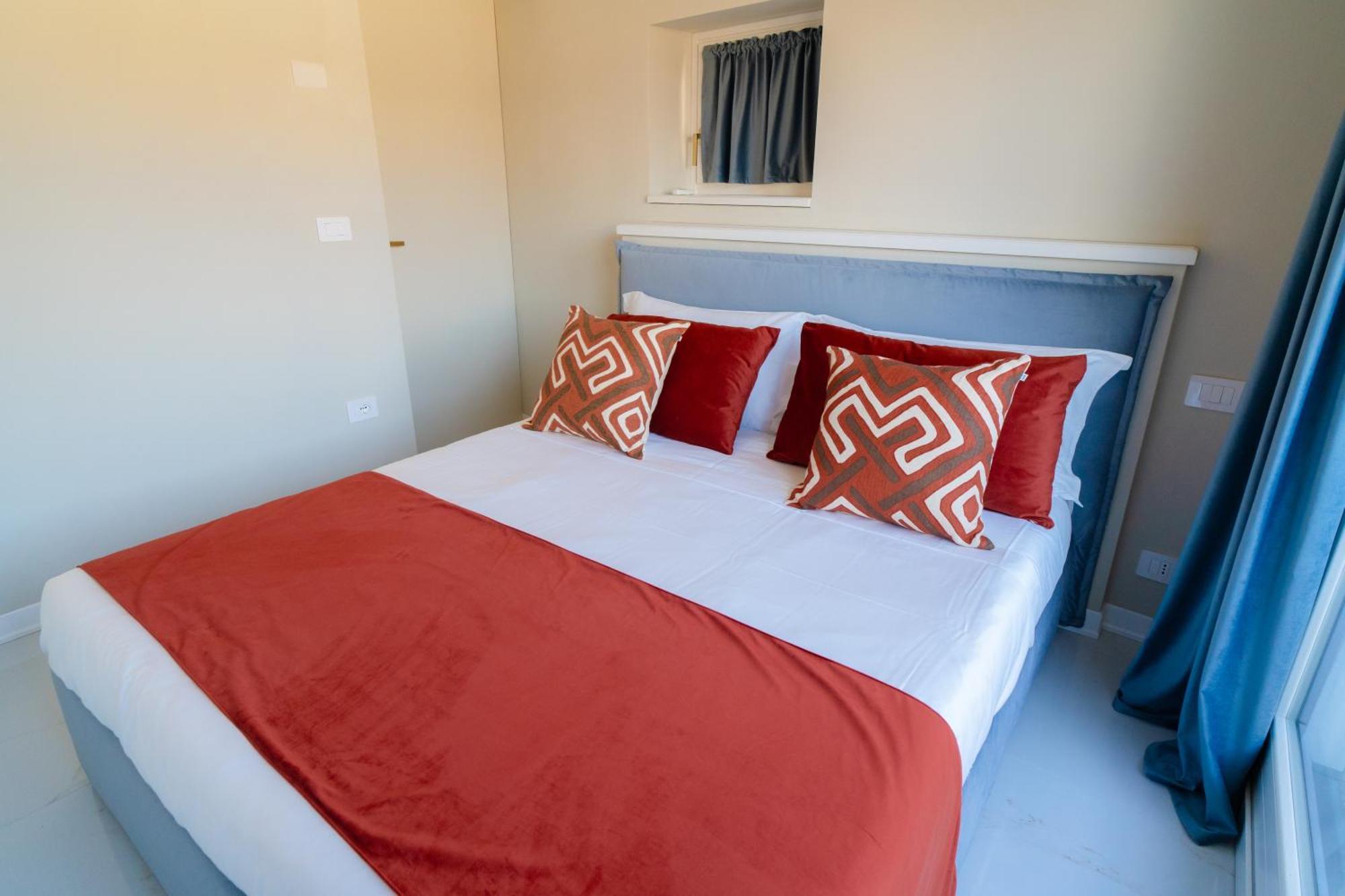 La Chartreuse Luxury Suites Parma Luaran gambar